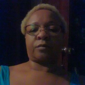 Meet your Posher, Veronica