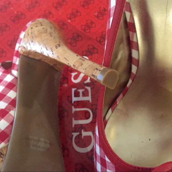 Rockabilly Picnic - Platform with Flower - Picture 3 of 4