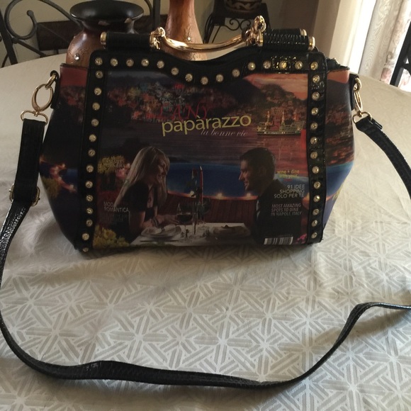 Hand bag