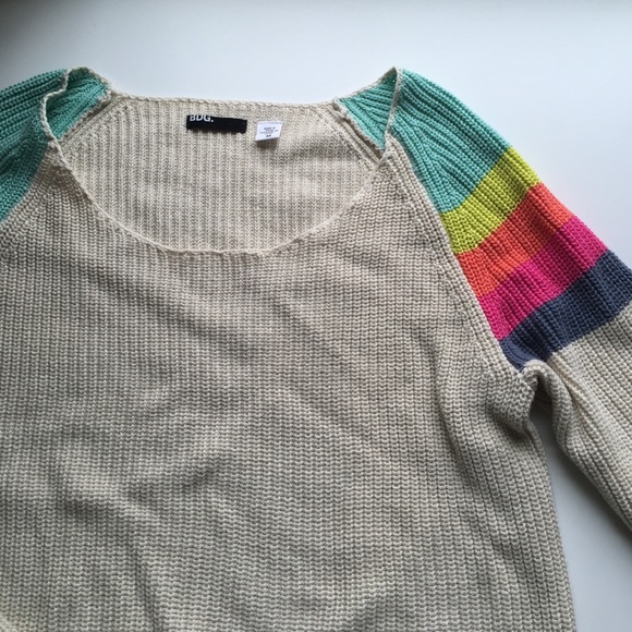 ❗️LAST CHANCE❗️Urban Outfitters • Rainbow Sweater