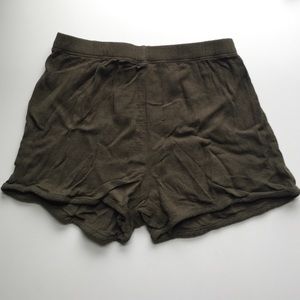 ✨ Reduced ✨ Army Green Shorts