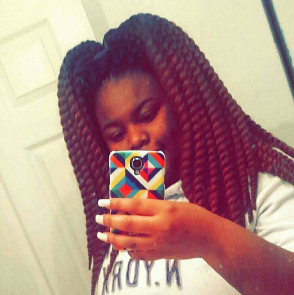 Meet your Posher, Tmia