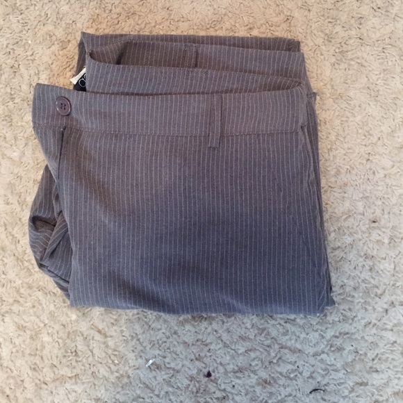 Gray & white pin stripe dress pants size 14 - Picture 1 of 2