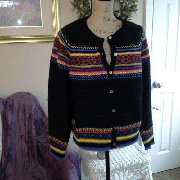 Black & multi-colored seeater