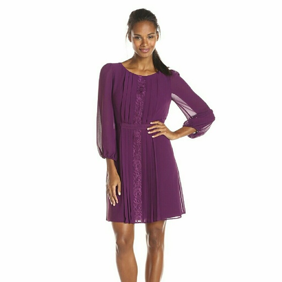 Jessica Simpson Women's Three Quarter Sleeve