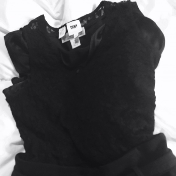 Black lace DKNY sleeveless top. - Picture 2 of 3