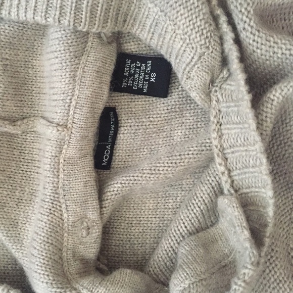 Wool Sweater - Picture 4 of 4