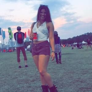 Meet your Posher, Lori