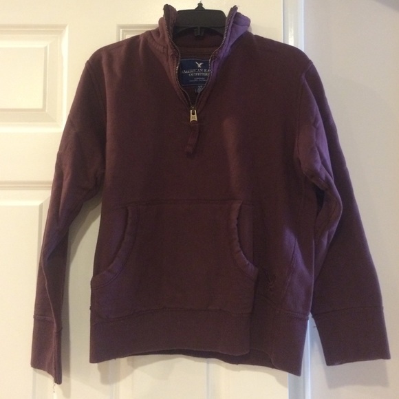 American Eagle Sweatshirt
