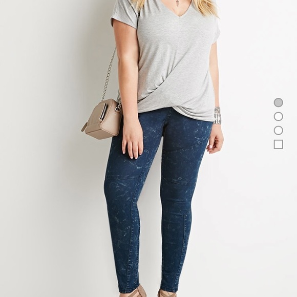 Plus Size Mineral Wash skinny jeans