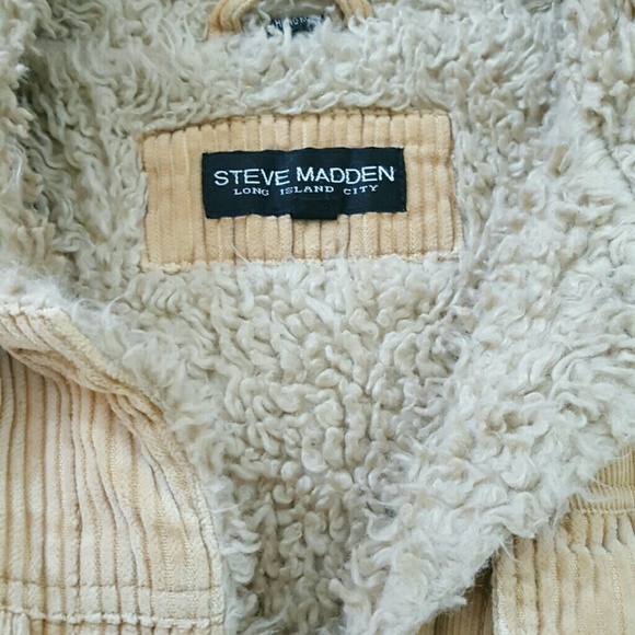 Steve Madden - Picture 2 of 3