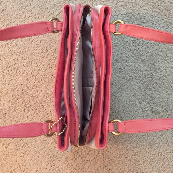 Spring Coach Bag! - Picture 3 of 4