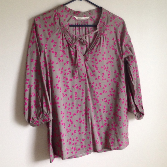 Old Navy top.