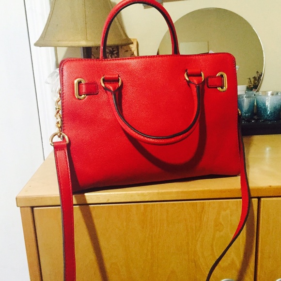 ❤💯Authentic Michael Kors Red Leather Tote❤️ - Picture 3 of 4