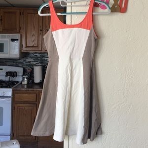 Size XS Express color block skater dress