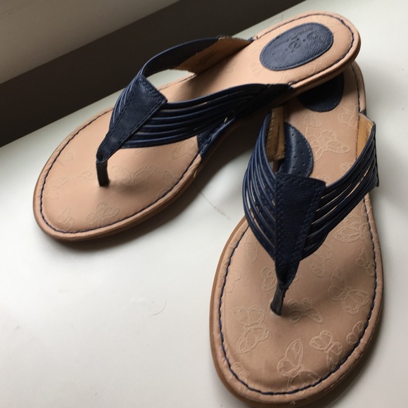 navy blue flip flop sandals