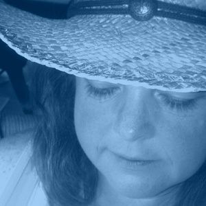 Meet your Posher, Gina