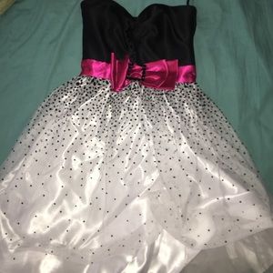 Formal dress for prom or homecoming
