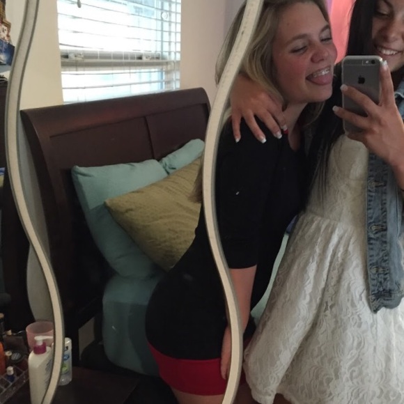 PROM/HOMECOMING/WINTER FORMAL DRESS - Picture 2 of 3