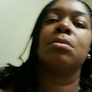 Meet your Posher, Daphnee