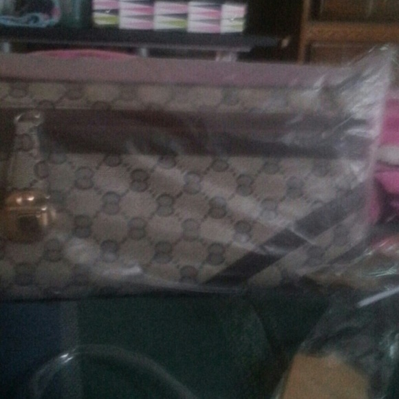 Purse And Matching Wallet - Picture 2 of 2