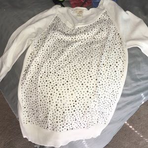 Quarter sleeve sweater