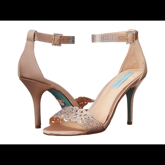 Betsey Johnson satin champagne heels