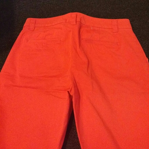 Red Capris - Picture 4 of 4