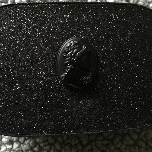 Mac Pink + Rose holiday pigments - Picture 3 of 4