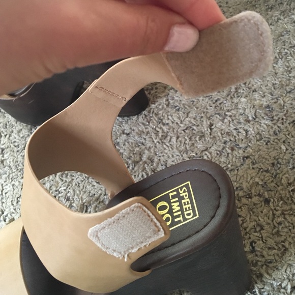 Platform heeled wedges - Picture 3 of 4