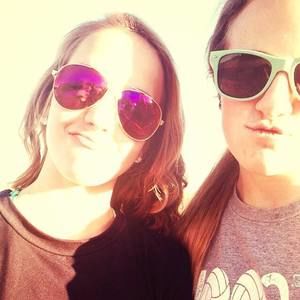 Meet your Posher, Chloe