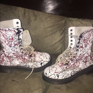 Dr. Martens splatter 20 eyes