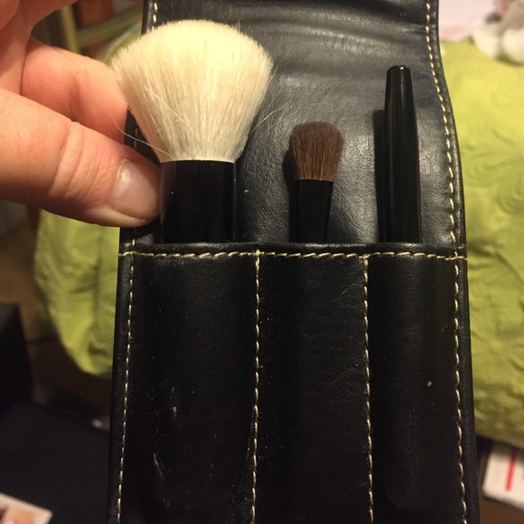 Bobbi Brown Other - New Bobbi Brown Black Leather Travel Case3 Brushes