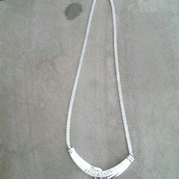 Necklace - Picture 3 of 3