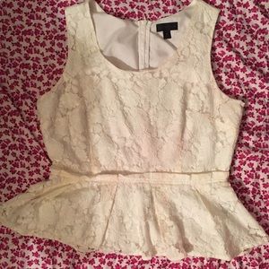 Worthington Lace Peplum top