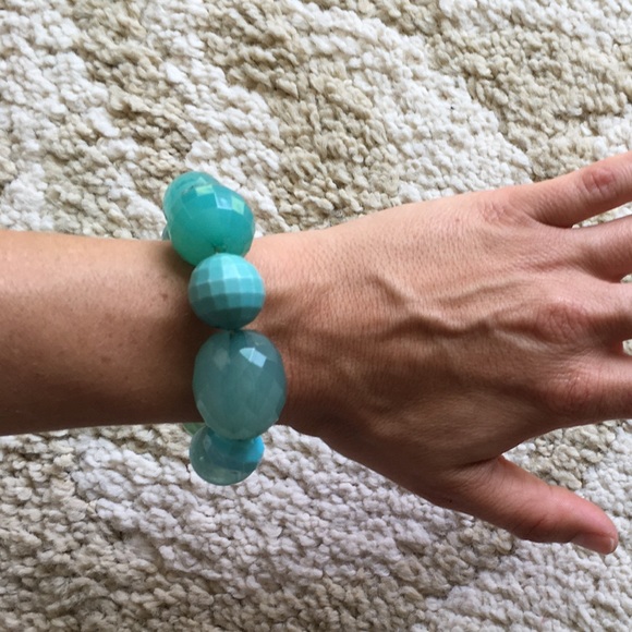 Turquoise beaded bracelet - Picture 2 of 2
