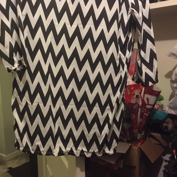 Chevron dress size small-worn once - Picture 3 of 4