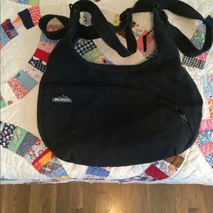 Kavu black canvas cross body