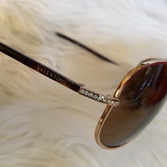 Valentino gold and diamond aviators - Picture 4 of 4