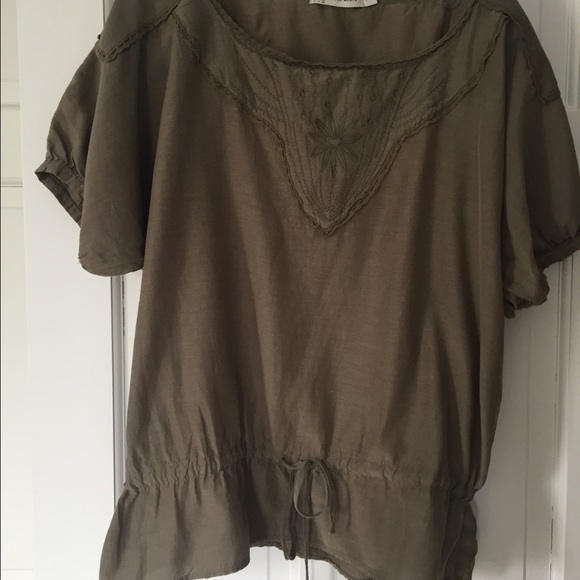 Pretty Zara top