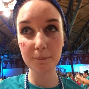 Meet your Posher, Brooke