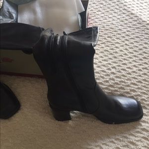 Black Aerosoles knee high