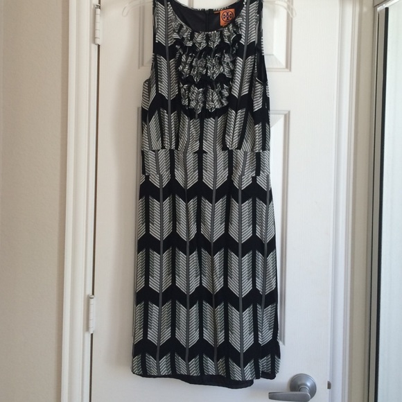 EUC Tory Burch dress. Size 8