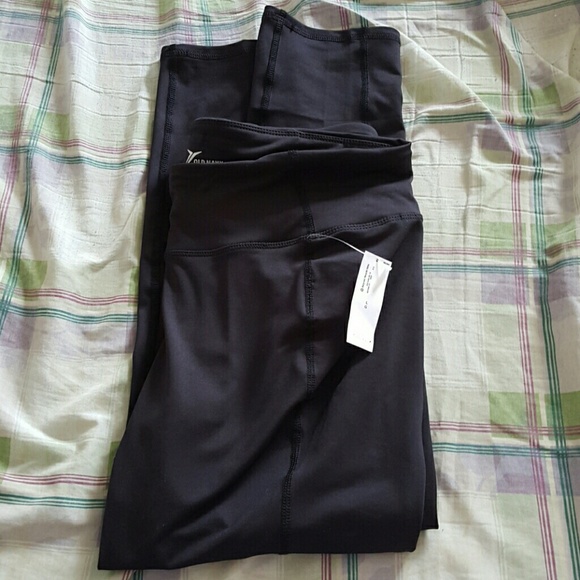 Easter sale. Old Navy active Capri pants