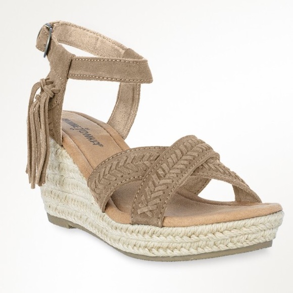 Minnetonka wedges Clearance