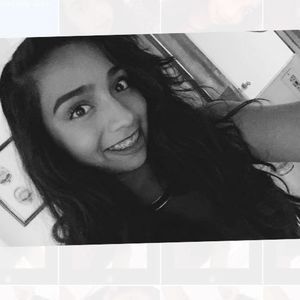 Meet your Posher, Estefany