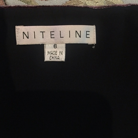 Gorgeous Velvet Tube-top for Evening Event! - Picture 4 of 4