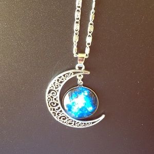 NWT MOON/EARTH NECKLACE