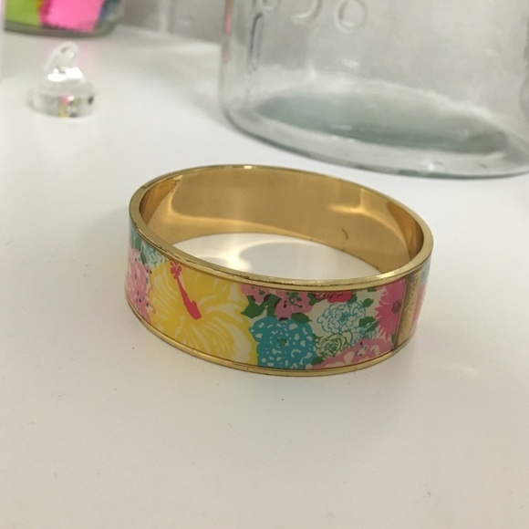 Lilly Pulitzer gold patterned bangle