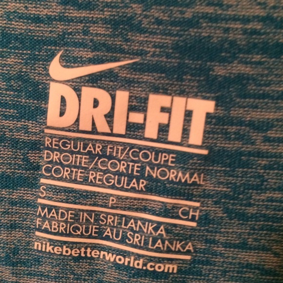 High neck line dri fit work out tank. - Picture 2 of 2